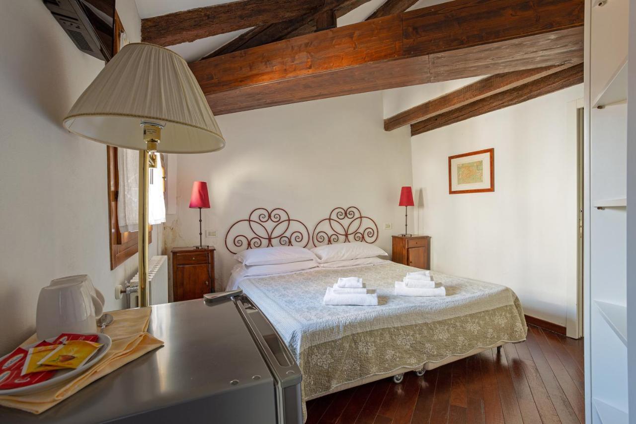 Vip Venice Rooms Luaran gambar